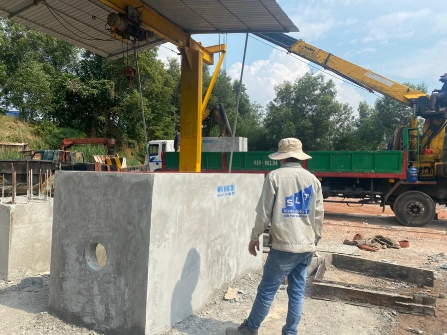 Cấu kiện hố ga bê tông Song Long Tiến tại dự án hạ tầng khu công nghiệp Bình Dương Cấu kiện hố ga bê tông Song Long Tiến tại dự án hạ tầng khu công nghiệp Bình Dương