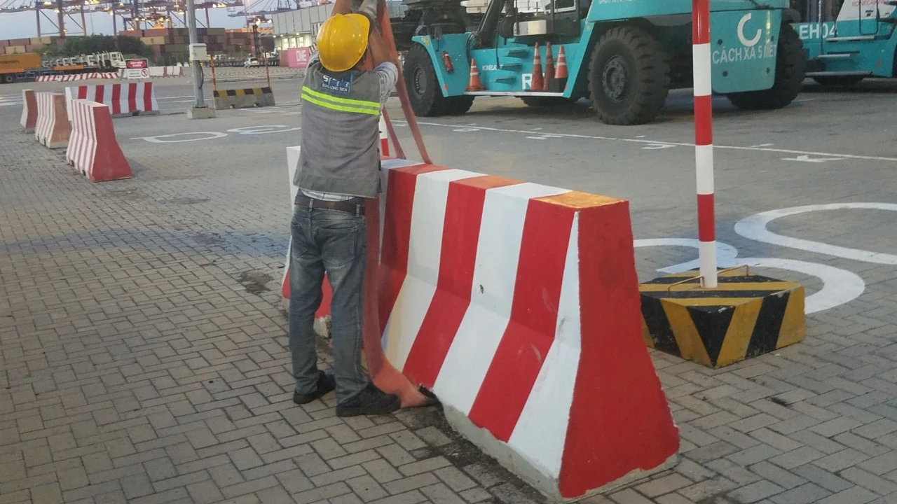 Tiêu chuẩn dải phân cách giao thông Tiêu chuẩn dải phân cách giao thông